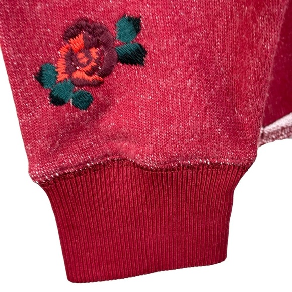 New Burgandy Sweatshirt with Gorgeous Embroidered Roses Size Small NEW - Picture 7 of 13